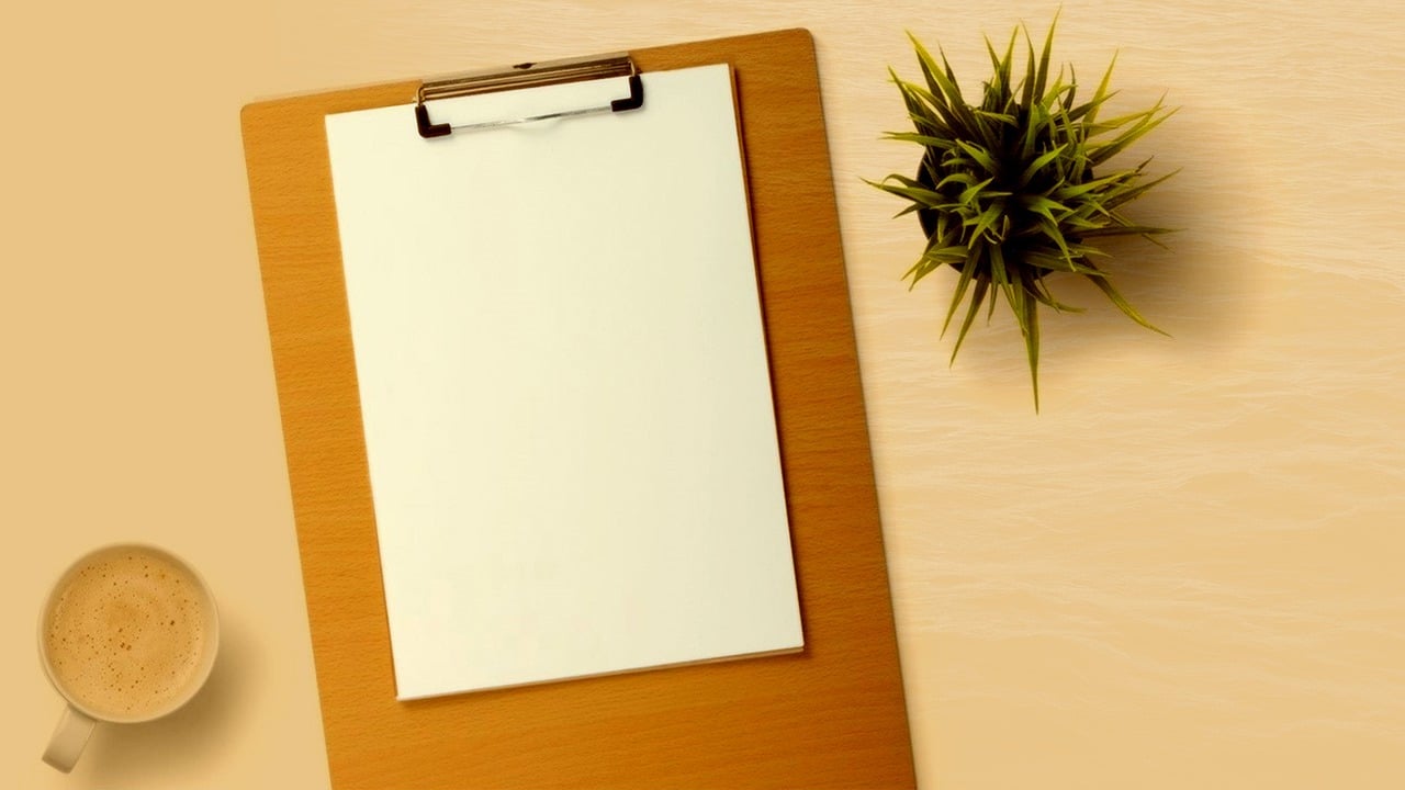 découvrez notre modèle de cv gratuit et facilement personnalisable pour booster votre candidature. créez un cv qui attire l'attention des recruteurs et met en valeur vos compétences en quelques minutes.